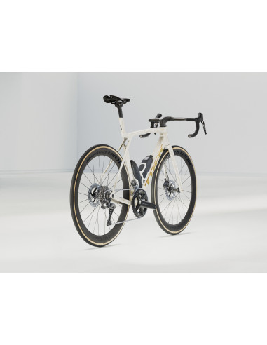 Madone SLR 7 L Era White/Supernova...