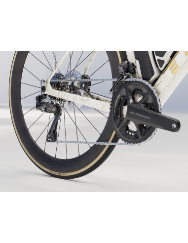 Madone SLR 7 L Era White/Supernova...